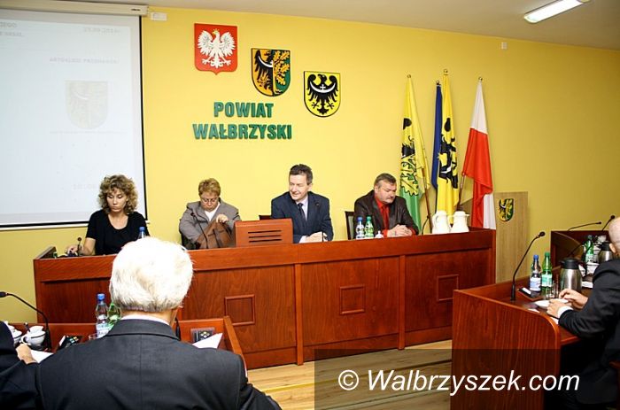powiat wałbrzyski: Spór o drogę Walim–Rzeczka
