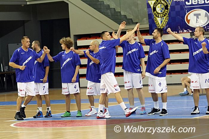 Wałbrzych: II liga koszykówki: Z Muszkieterami na wyjeździe