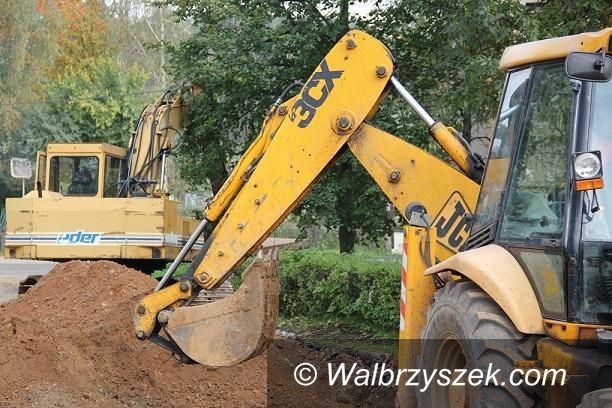 REGION, Czarny Bór: Kanalizacja i drogi