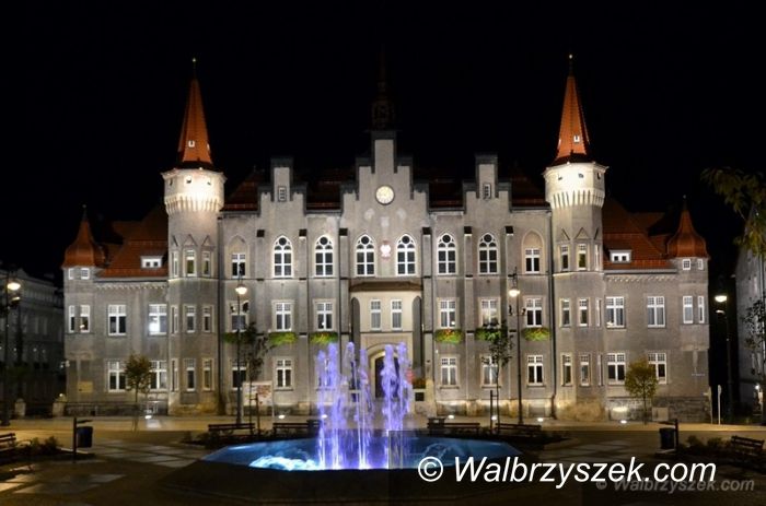 Wałbrzych: Krzysztof Paciepnik mówi o karcie seniora, biedaszybach i grodzkości
