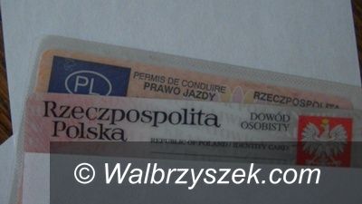 Wałbrzych: Uderzył w latarnię i miał sfałszowane dokumenty