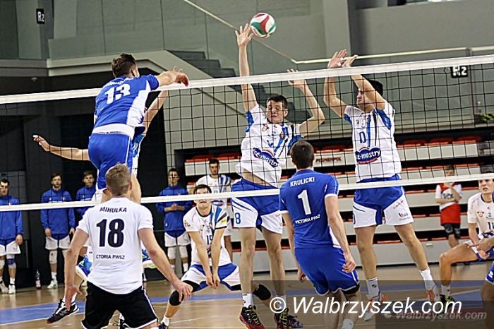 Wałbrzych: I liga siatkówki: Wygrana po tie–breaku