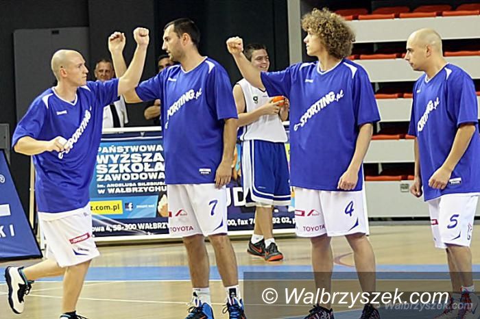 Wałbrzych: II liga koszykówki: Mecz liderów