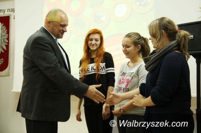Wałbrzych: Uczniowie sprawdzili swoją wiedzę o ubezpieczeniach społecznych