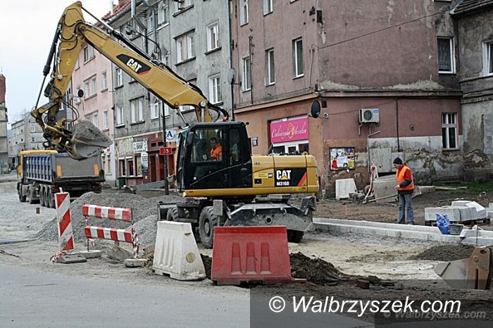 Wałbrzych: Niepodległości remontowana