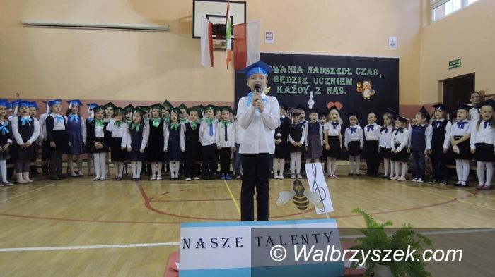 REGION, Jedlina Zdrój: Pasowanie na ucznia w jedlińskiej podstawówce