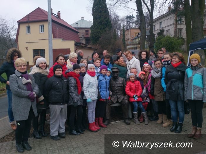 REGION, Jedlina Zdrój: Marszałek Józef Piłsudski przy Obelisku Miejskim