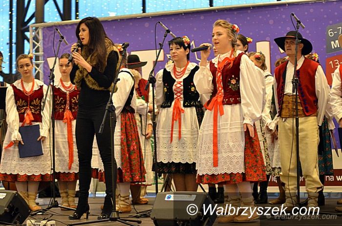 Wałbrzych: "Pogotowie Prezentowe " w Galerii Victoria