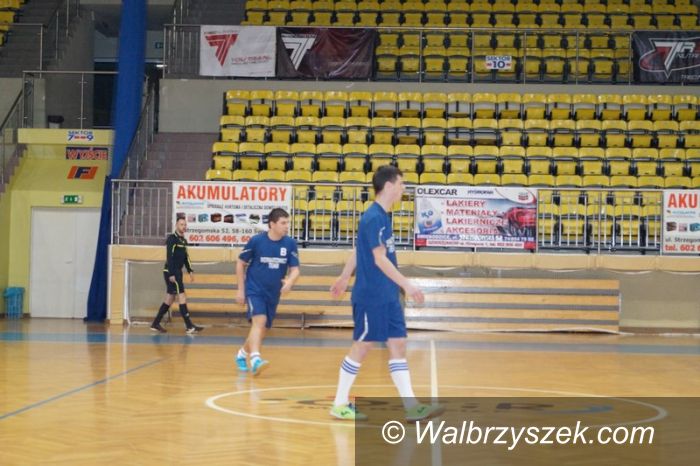 Świebodzice: Świebodzicka halówka po 3 serii meczów