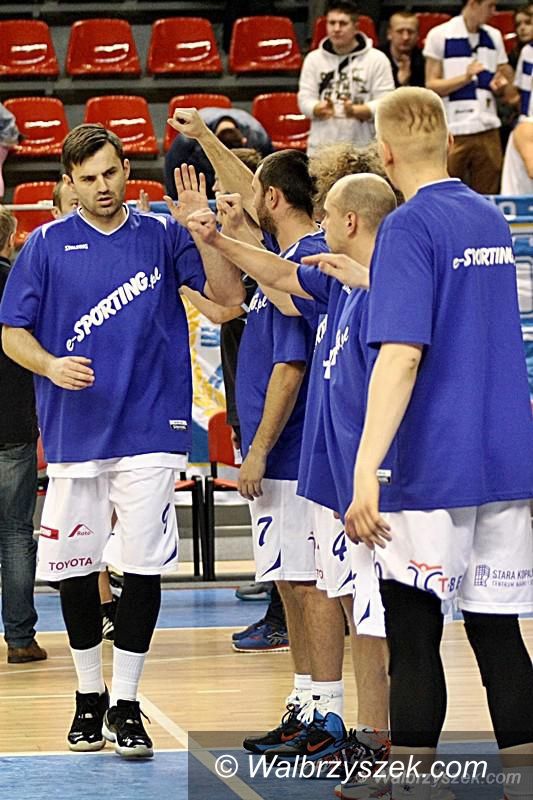 Suchy Las: II liga koszykówki: Wygrana w Suchym Lesie po zaciętym meczu
