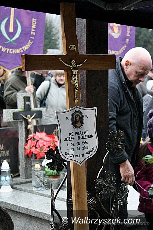 REGION, Głuszyca/Grzmiąca: Pogrzeb ks. Józefa Molendy