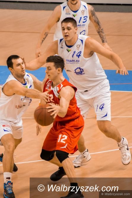 Wałbrzych: II liga koszykówki: Na początek WKK