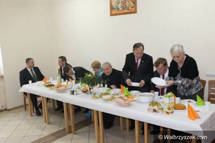 Region: Świebodzice: Śniadanie wielkanocne i paczki