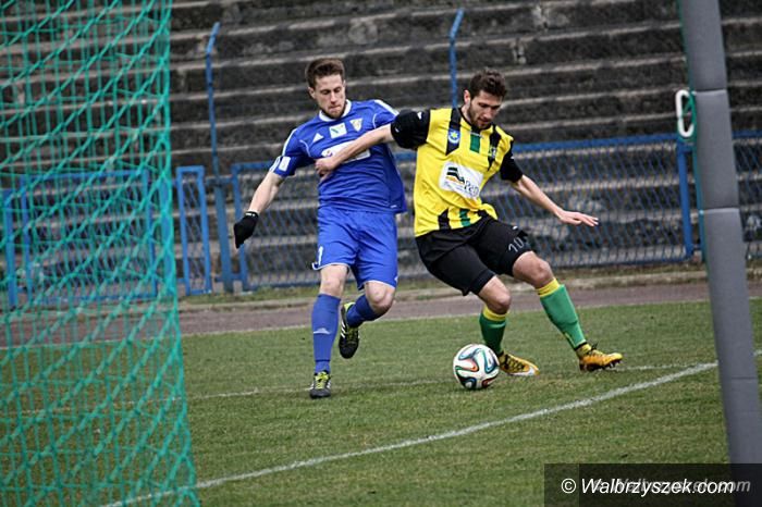 Kraj: II liga piłkarska: Sytuacja w tabeli niewiele się zmieniła