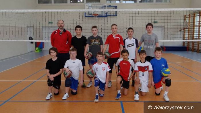 Ząbkowice Śląskie: Pierwsze sukcesy młodych siatkarzy