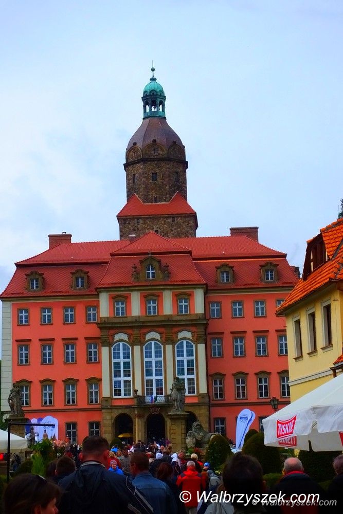 Wałbrzych: Kończy się Festiwal Kwiatów i Sztuki