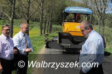 powiat wałbrzyski: Nowe nawierzchnie już wykonane