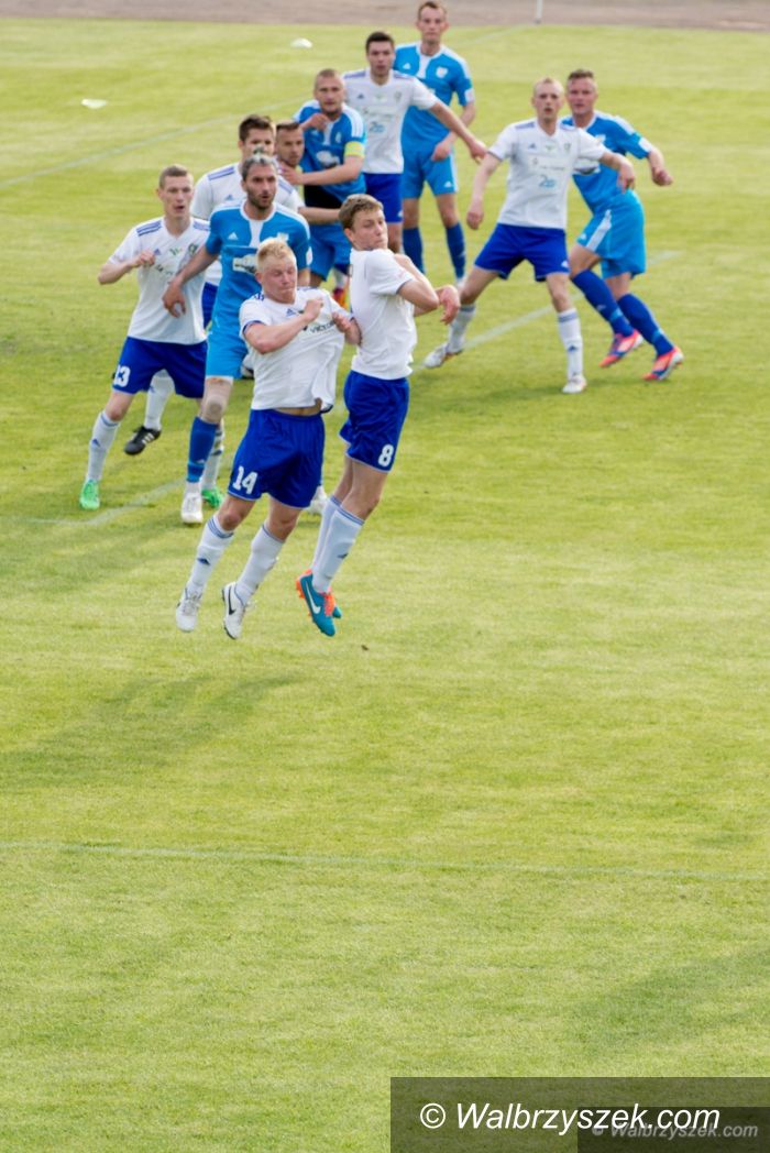 Wałbrzych: II liga piłkarska: Kluczowe zwycięstwo