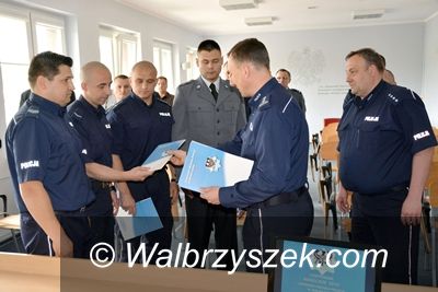 Wałbrzych: Policjanci uratowali życie dwóm mężczyznom