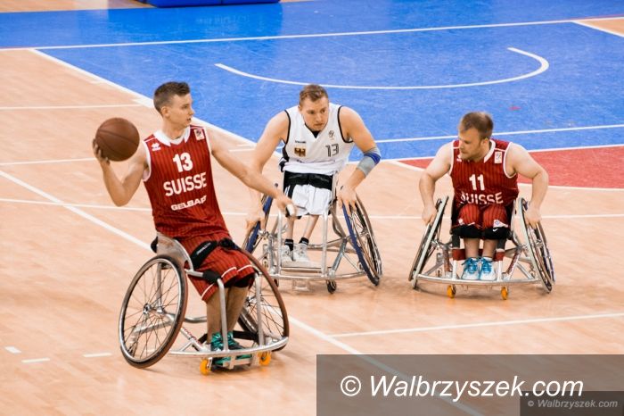 Wałbrzych: Turniej koszykówki na wózkach