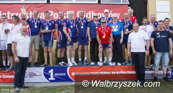 Drzonków: Sukces wałbrzyskich oldboyów