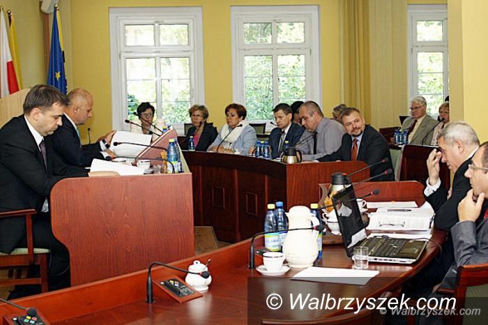 powiat wałbrzyski: Powiatowa sesja