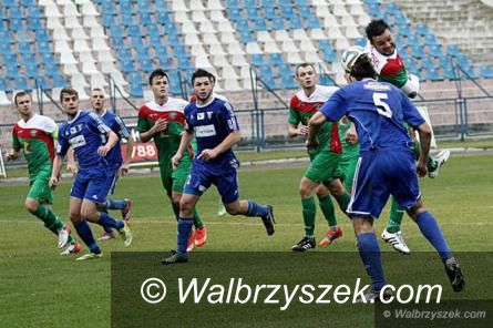 REGION: III liga piłkarska: Górnik z Karkonoszami nie zagra