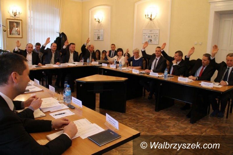 Świebodzice: Gmina Świebodzice ma budżet na 2016 rok