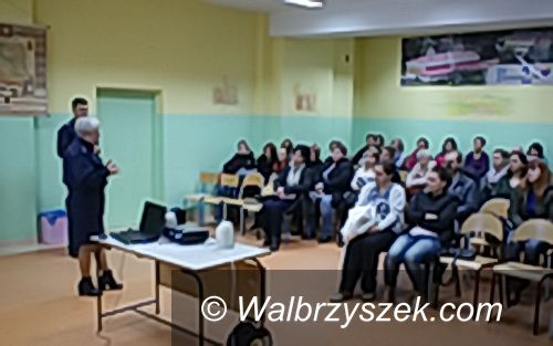 powiat wałbrzyski: Spotkania policjantów z uczniami