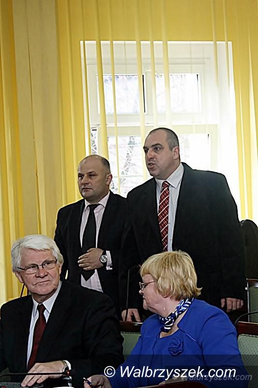 powiat wałbrzyski: Trwa wojna: Zarząd Powiatu kontra radny Marek Tarnacki