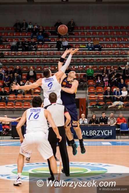 Wałbrzych: II liga koszykówki: Wzmocnić pozycję