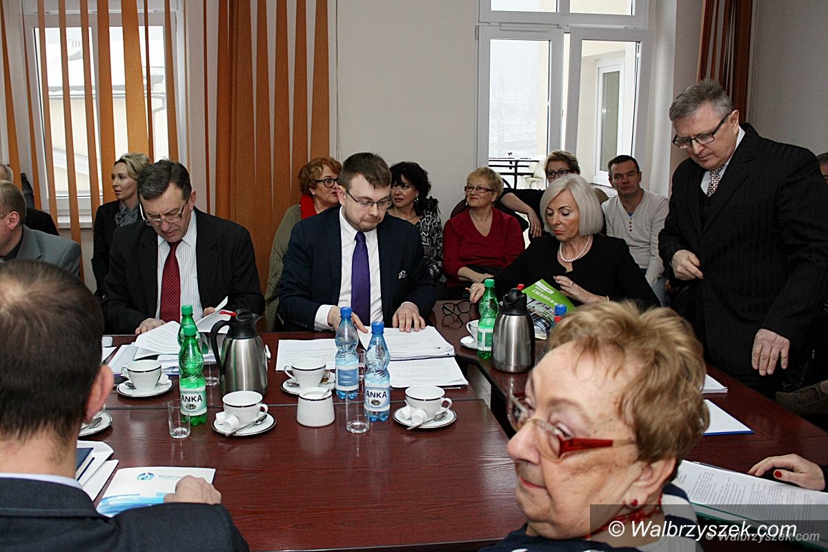 REGION, Szczawno-Zdrój: Burzliwa sesja Rady Miejskiej w Szczawnie–Zdroju