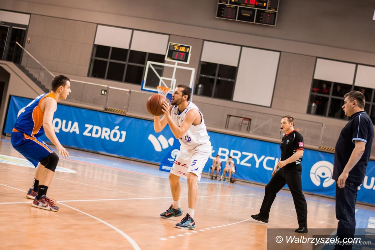 Wrocław: II liga koszykówki: Blisko katastrofy