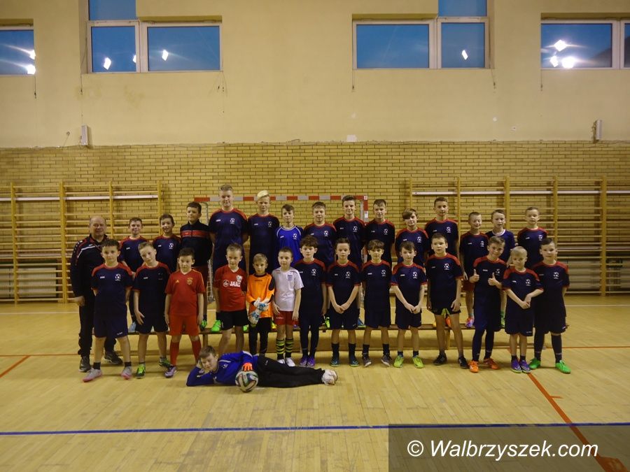 Wałbrzych: „Oczko” Baszty w hali