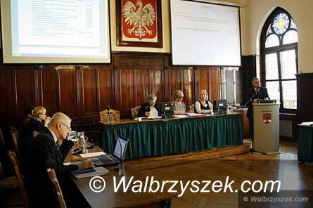 Wałbrzych: Kolejne trzy rodziny ze wschodniej Ukrainy zamieszkają w Wałbrzychu