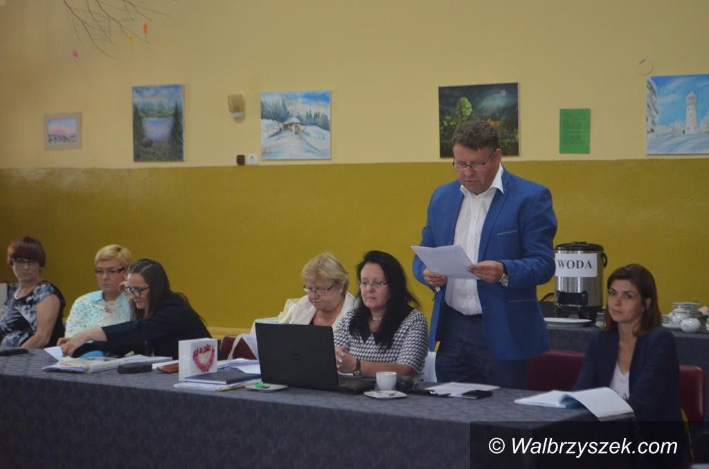 REGION, Walim: Absolutorium udzielono jednogłośnie