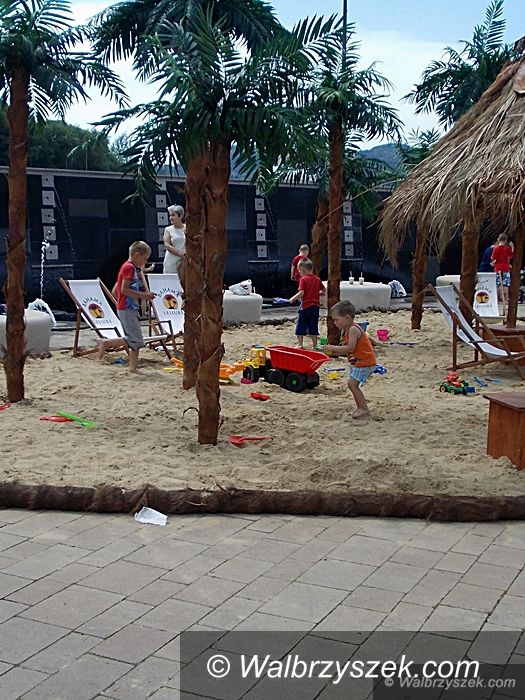 Wałbrzych: Wakacyjna plaża w Victorii