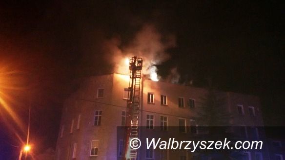 REGION, Sokołowsko: Pożar budynku wielorodzinnego w Sokołowsku