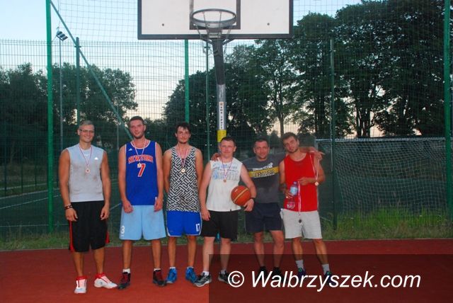 Głuszyca: Streetball na Orliku w Głuszycy