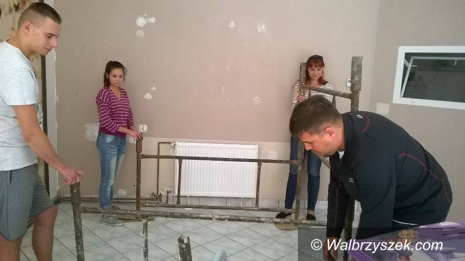 REGION, Boguszów-Gorce: Odnowili świetlicę dla Fundacji