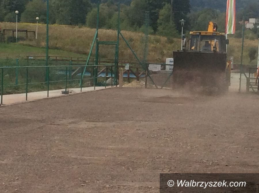 REGION, Jedlina-Zdrój: Skatepark nabiera kształtów