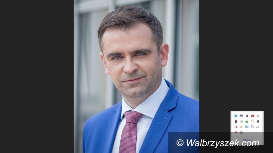 REGION: Skontrolują dyrektorskie umowy
