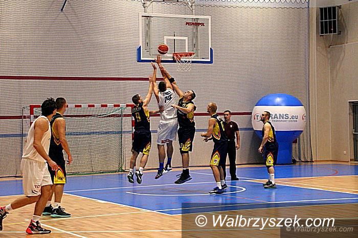 Wrocław: II liga koszykówki: Wygrana cieszy, styl już mniej...