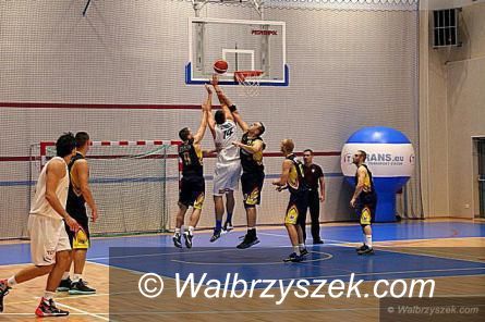 Wałbrzych: II liga koszykówki: Faworyt jest tylko jeden