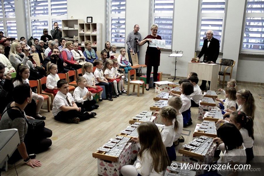 Wałbrzych: "Kolędowanie w bibliotece"