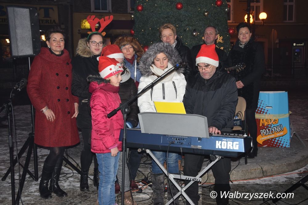 REGION, Boguszów-Gorce: Wspólne kolędowanie pod choinką