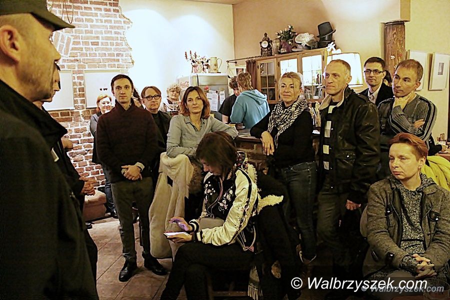 Wałbrzych: "Bitwa na zdjęcia" w Art Cafe "Pod Pretekstem"