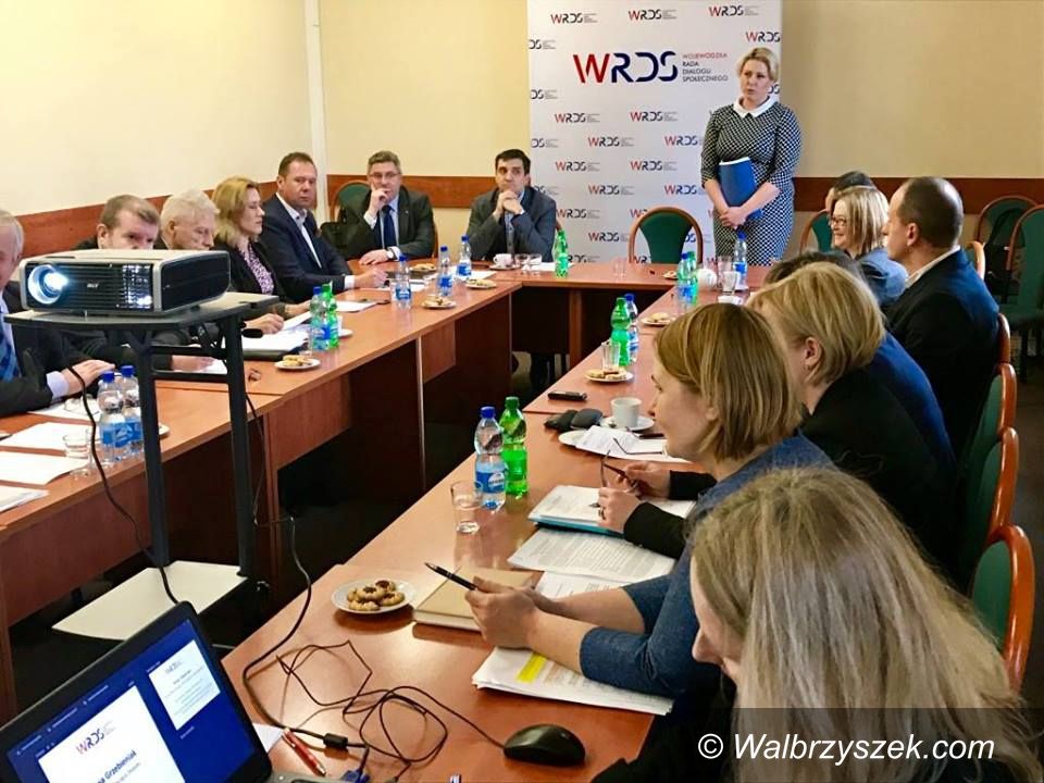 REGION: Ograniczenia w finansowaniu efektywnej aktywizacji osób bezrobotnych