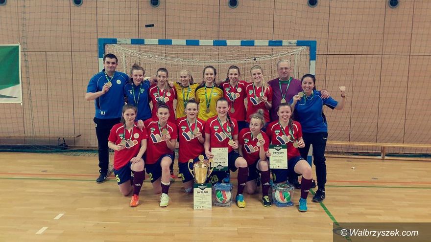 Wałbrzych: PWSZ Wałbrzych Akademickim Mistrzem Polski w futsalu kobiet