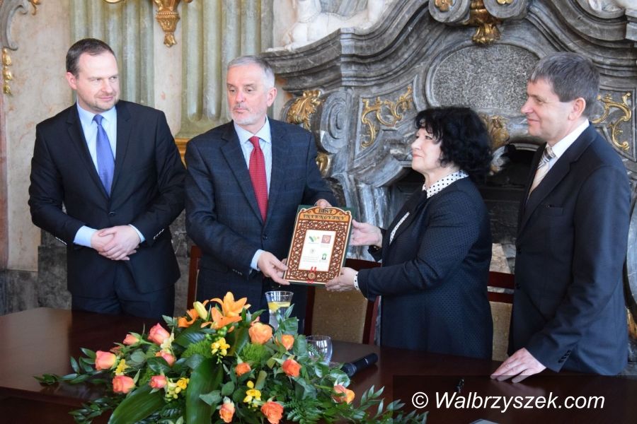 Wałbrzych: Uroczyste podpisanie listu intencyjnego